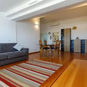 Easymoon Apartamento